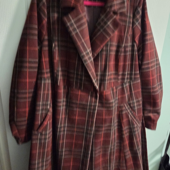 NWOT Torrid Burgundy Plaid Softest Tie Front Coat- Size 2x - Picture 5 of 13